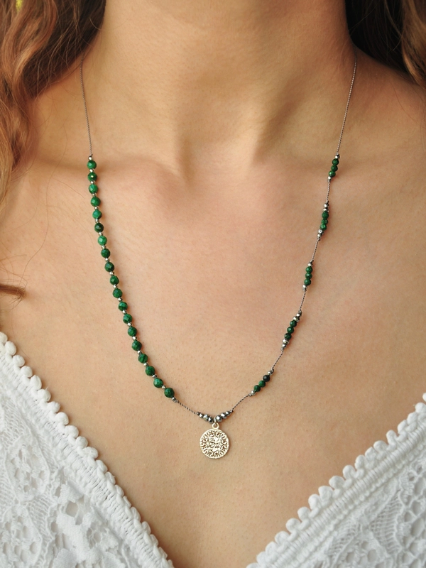 Malachitowy naszyjnik dla kobiety na walentynki