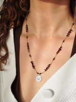 Naszyjnik regulowany Serce z granatem - srebrny