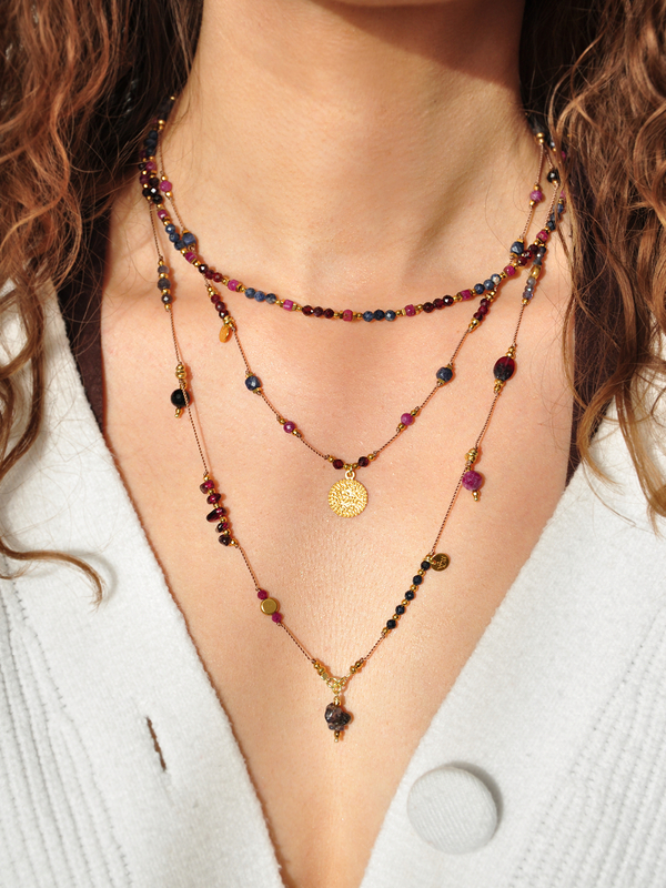 Choker z granatu, rubinu i szafiru - złoty