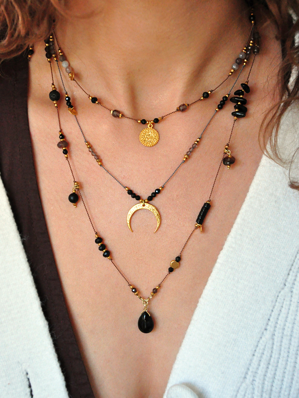 Naszyjnik regulowany z agatu botswana, czarnego turmalinu i kwarcu dymnego - złoty